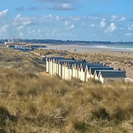 Apartment Coquet Avec Jardin Proche De La Ouistreham